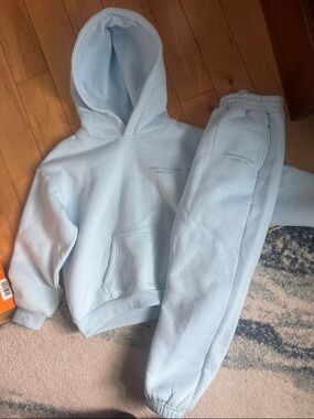 Kids Cozy Light Blue Hoodie & Joggers Matching Set